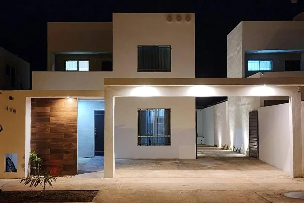 Casa Balam, En Los Heroes, Con Alberca Mérida