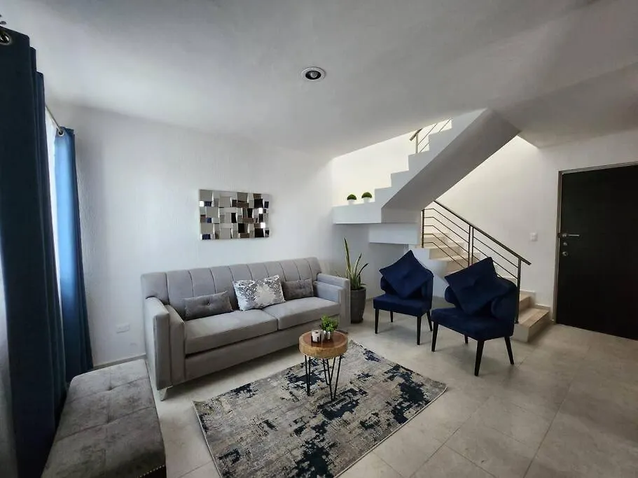 Casa Balam, En Los Heroes, Con Alberca Mérida Mexiko